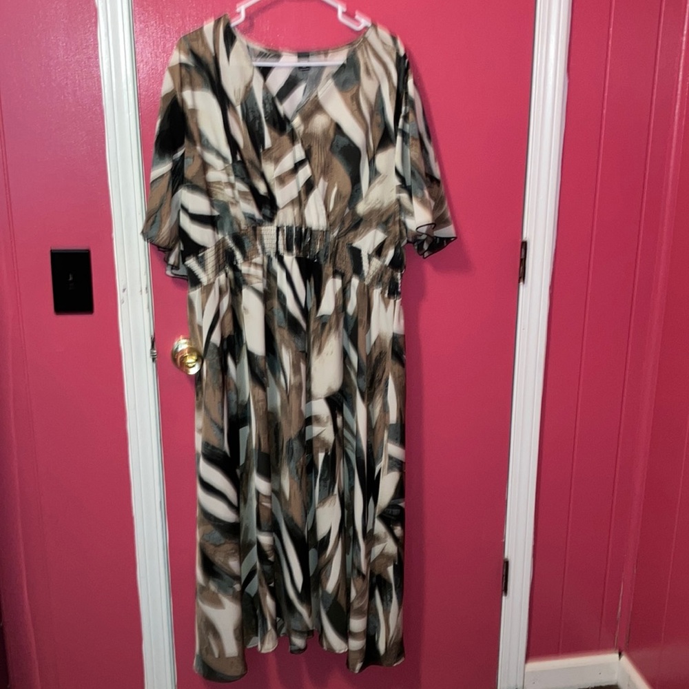 SHEIN Cream and Brown Maxi Sundress with Flutter Sleeves